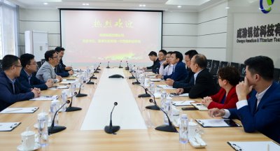 陜鋼集團漢鋼公司到釩鈦科技參觀交流：現(xiàn)場非常震撼，環(huán)境特別好！