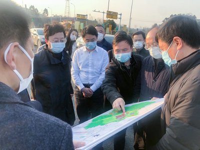 內(nèi)江市委副書記、市長鄭莉到川威集團連界基地調(diào)研疫情防控及經(jīng)濟發(fā)展工作