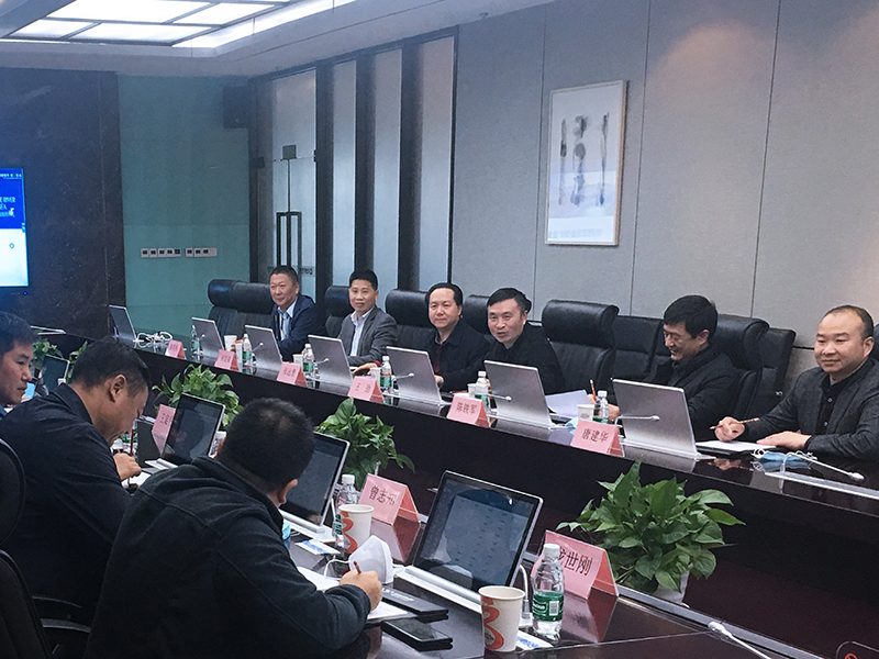 集團(tuán)公司與鹽源金鐵礦業(yè)公司舉行交流座談(圖1)