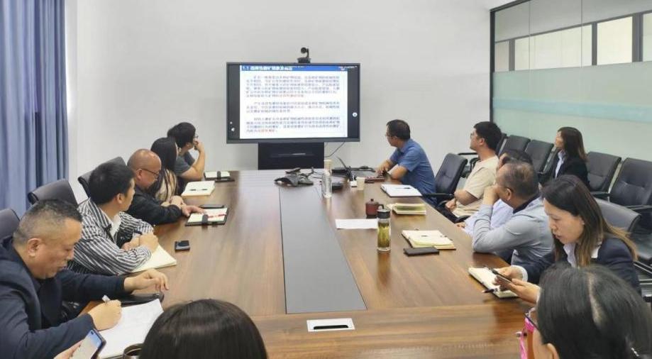 礦業(yè)總公司技術(shù)中心舉辦破碎與磨礦知識專題培訓(xùn)(圖2) 礦業(yè)總公司技術(shù)中心舉辦破碎與磨礦知識專題培訓(xùn)(圖2)